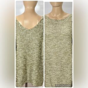 STACCATO GREEN SWEATER  SIZE LARGE